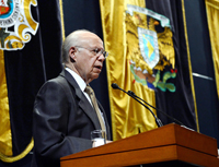 El doctor José Narro Robles, durante la presentación de la propuesta educativa elaborada por la Universidad Nacional Autónoma de México.