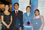 Carlos Hernández Mejía, Dalia Díaz Gómez y Adriana Alcántara Ruiz, con una acompañante (izquierda) al finalizar la ceremonia de premiación en Estocolmo, Suecia.