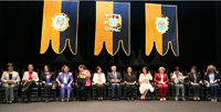 El doctor José Narro Robles, rector de la UNAM, encabeza la ceremonia del Premio Sor Juana Inés de la Cruz 2015, celebrada hoy en el teatro Juan Ruiz de Alarcón del Centro Cultural.