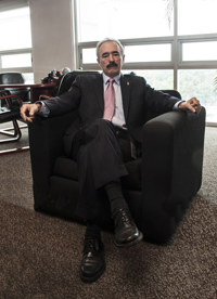 El doctor Xavier Soberón Mainero, director general del Instituto Nacional de Medicina Genómica y miembro de la Academia Mexicana de Ciencias.