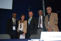 Mohamed Hassan secretario ejecutivo de la TWAS, Rosaura Ruiz Gutiérrez presidenta de la AMC, Jacob Palis presidente de la TWAS, José Luis Morán López presidente de la Sección TWAS- México y el secretario general de la TWAS  Dorairajan Balasubramanian, al terminar la ceremonia de clausura.