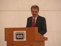 Juan Pedro Laclette, presidente de la AMC, durante la ceremonia de inicio del XLVIII Año Académico.