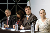 Héctor Arangua, María Teresa de León, Rogelio Garza y Claudia García, durante  la convocatoria al VXI Premio Nacional de Tecnología e Innovación.