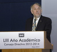 El Dr. Arturo Menchaca Rocha, presidente saliente de la Academia Mexicana de Ciencias.