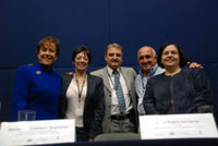 Judith Zubieta, integrante de la AMC; María del Carmen Samayoa, presidenta de la Academia de Medicina, Física y Ciencias Naturales de Guatemala; Juan Pedro Laclette, co-presidente de la IANAS; Roberto Markarian, de la Universidad de La República en Uruguay, y Alice Abreu, directora de la Oficina Regional para América Latina y el Caribe del Consejo Internacional de Ciencias, al término del Simposio 'Women for Science'.