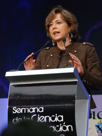 Rosaura Ruiz dictó la ponencia ‘Tendencias y Perspectivas de la Educación Superior, la Ciencia, la Tecnología y la Innovación en México’, durante la Semana de la Ciencia y la Innovación 2009.