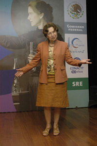 La Dra. Silvia Torres Castilleja.