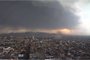 Imagen del tornado registrado en el zócalo de la Ciudad de México el 1 de junio de 2012, alcanzó una velocidad de 217 kilómetros por hora en su punto más alto.