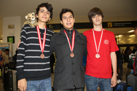 Carlos Quezada Espinoza, Víctor Hernández Lima y Miguel Bribiesca Argomedo, medallistas de bronce en la IChO2016, realizada en Tbilisi, Georgia.