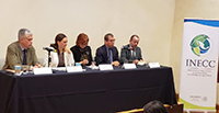 Acompañada por la directora general del Museo Interactivo de Economía, Silvia Singer, la directora general del Instituto Nacional de Ecología y Cambio Climático, María Amparo Martínez (segunda de izquierda a derecha), dio a conocer el programa de actividades del evento “México ante el cambio climático. Tercer Encuentro Nacional”, que se llevará a cabo del 17 al 20 de septiembre en el MIDE.