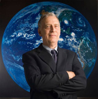 El científico atmosférico Ralph J. Cicerone, presidente emérito de la Academia Nacional de Ciencias de Estados Unidos, institución que dirigió de 2005 a 2016, murió la mañana del sábado 5 de noviembre a los 73 años, en Nueva Jersey.