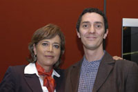 Rosaura Ruiz entregó el Premio Jorge Lomnitz Adler 2008 a Luis Benet Fernández.