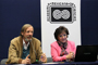 Carmen Villavicencio y Carlos Bosch, representantes de la Academia Mexicana de Ciencias, durante los trabajos de actualización de 'Indágala'.